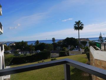 7-aa4cc561180b369757c0bb4af9886cd3