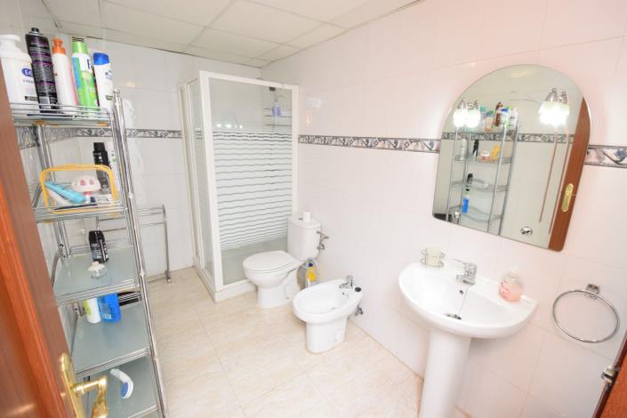 Image No.20-3 Bed Apartment for sale