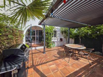 2-5bd7b9d04b45e33852eaf0ec6670150d