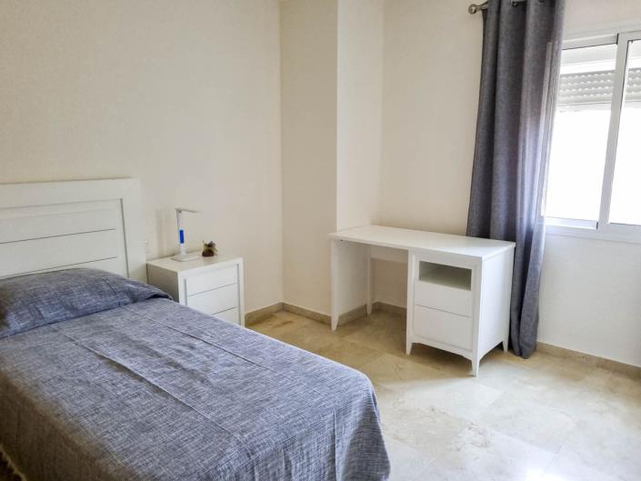 Image No.10-3 Bed Townhouse for sale