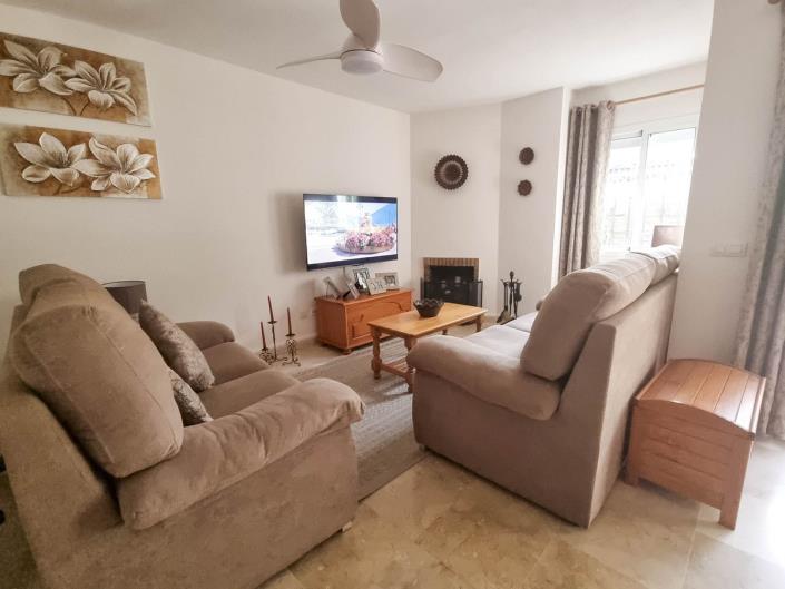 Image No.19-3 Bed Townhouse for sale