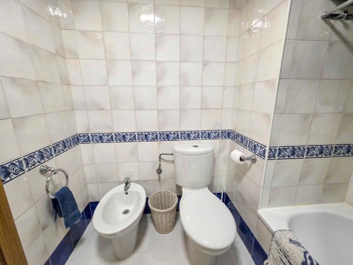 Image No.28-3 Bed Townhouse for sale