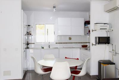 11-4d8aa6e612c0d8ce985b634e45aeea7a