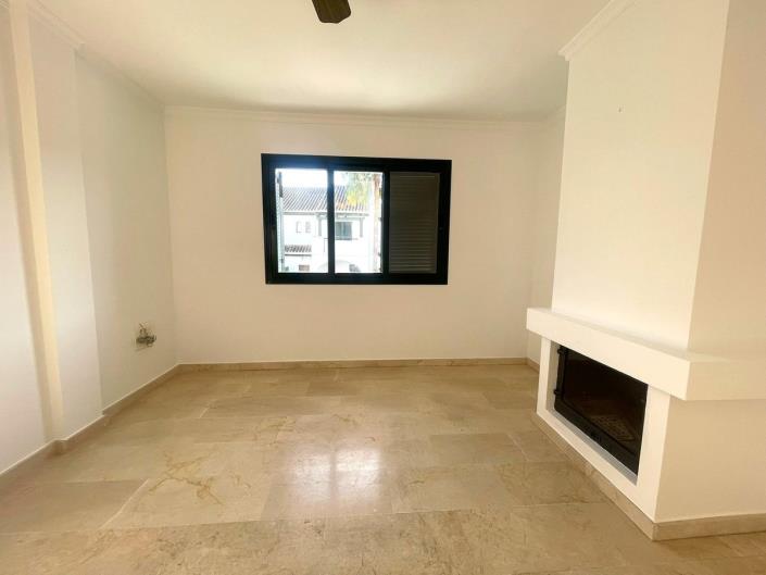 Image No.7-3 Bed Townhouse for sale