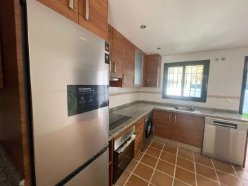 13-5fd73dea700db77384c091ca9818b1a9