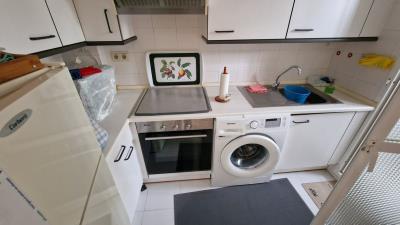 8-e64a9055bba3e77ac8aca3b893cdf826