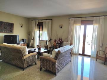 9-467d0cee5b725f3ef65f102a0c2e69c0