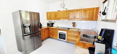 13-5fd73dea700db77384c091ca9818b1a9