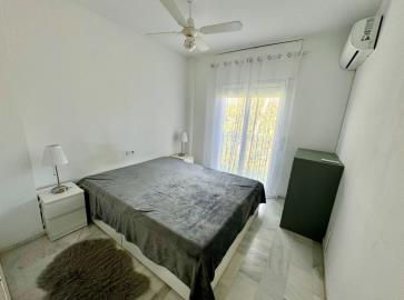 11-20939a0134ad724a8cb2a801094d15a4