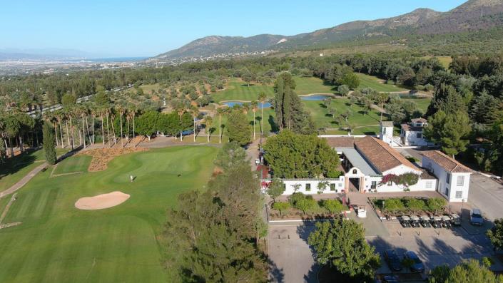 Image No.17-3 Bed Townhouse for sale