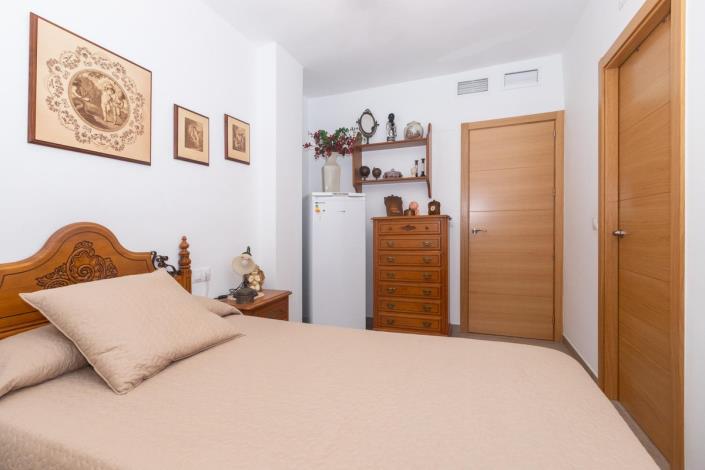 Image No.15-2 Bed Apartment for sale