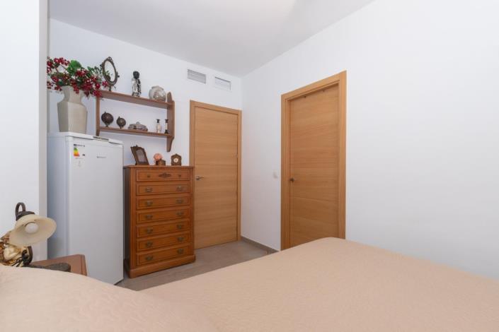 Image No.16-2 Bed Apartment for sale