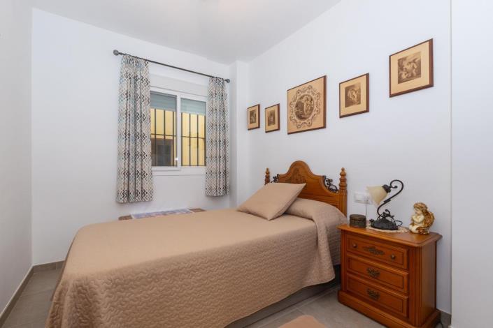 Image No.24-2 Bed Apartment for sale