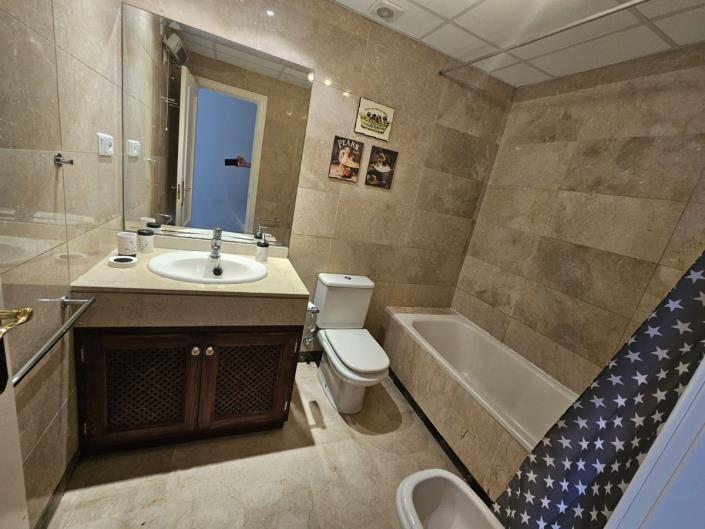 Image No.13-2 Bed Apartment for sale