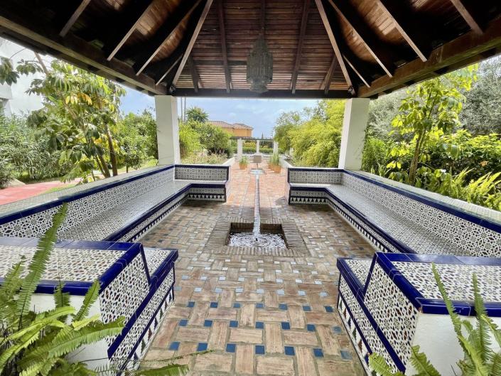 Image No.20-2 Bed Apartment for sale