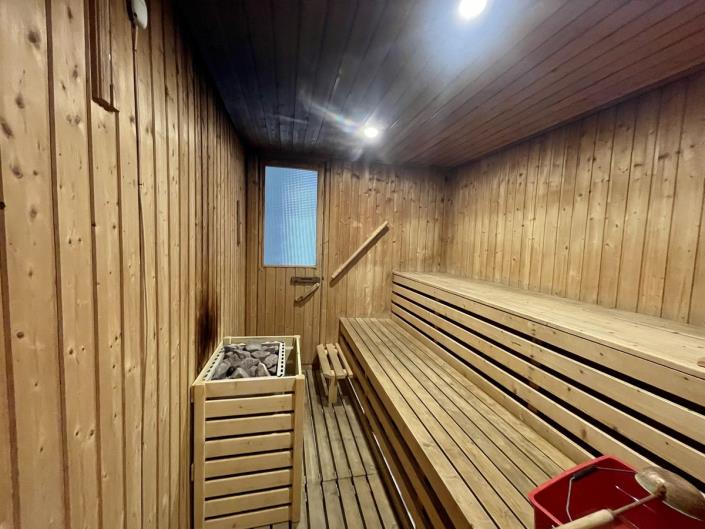 Image No.17-2 Bed Apartment for sale