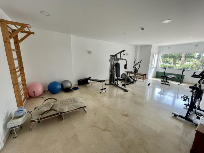 Image No.18-2 Bed Apartment for sale