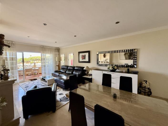 Image No.5-2 Bed Apartment for sale