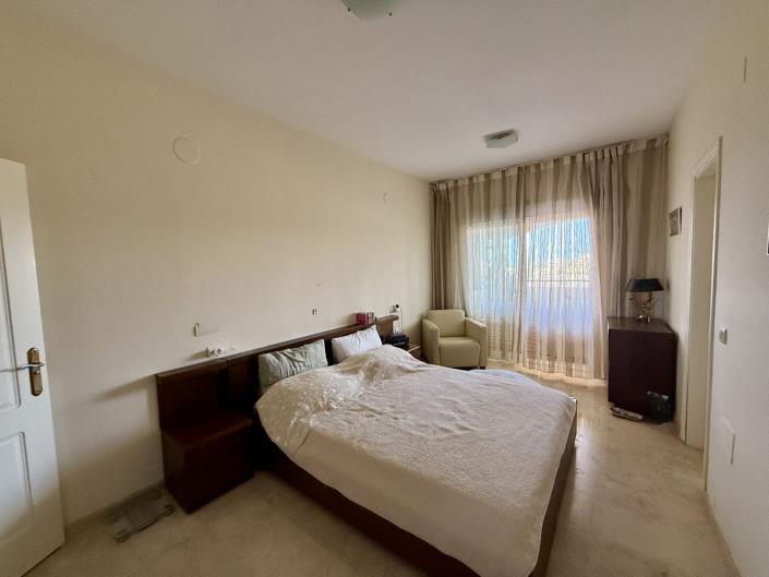 Image No.26-2 Bed Apartment for sale