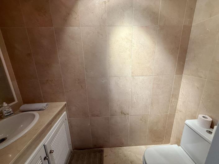 Image No.30-2 Bed Apartment for sale