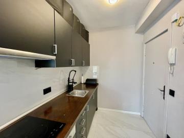 13-5fd73dea700db77384c091ca9818b1a9