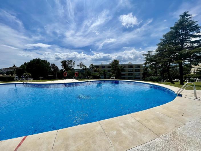 Image No.17-Studio for sale