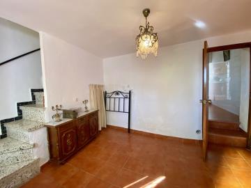 13-5fd73dea700db77384c091ca9818b1a9