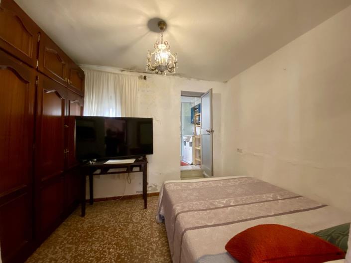 Image No.15-3 Bed Townhouse for sale