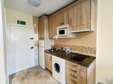 2-5bd7b9d04b45e33852eaf0ec6670150d