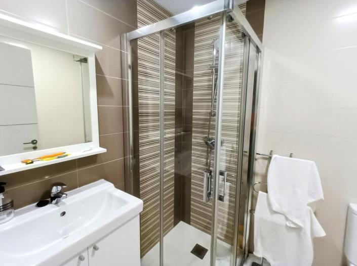 Image No.8-Studio for sale