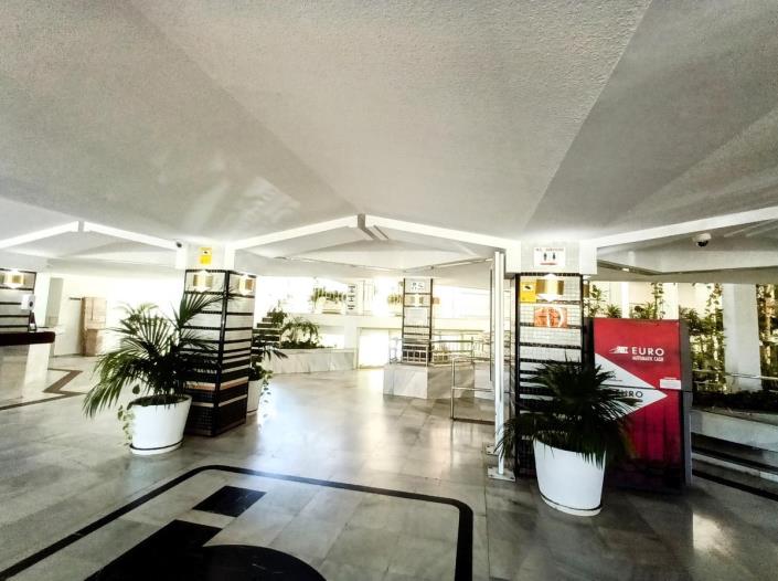 Image No.13-Studio for sale