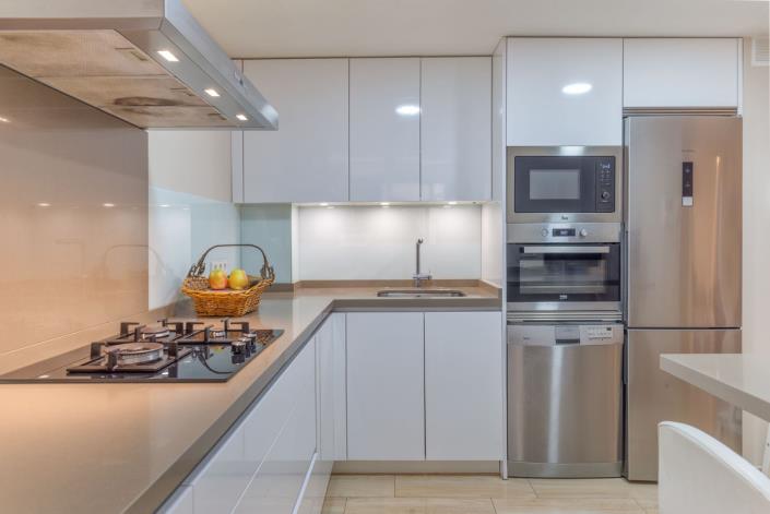 Image No.20-3 Bed Apartment for sale