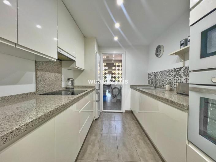 Image No.10-3 Bed Apartment for sale