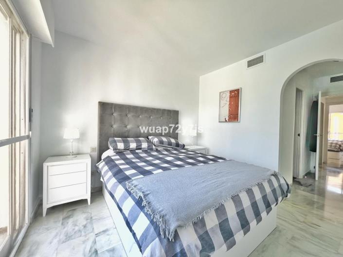 Image No.14-3 Bed Apartment for sale