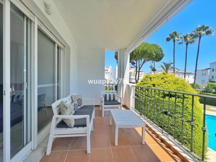 Image No.20-3 Bed Apartment for sale