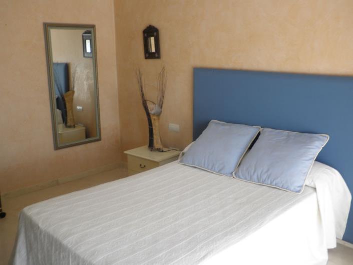 Image No.28-5 Bed Townhouse for sale