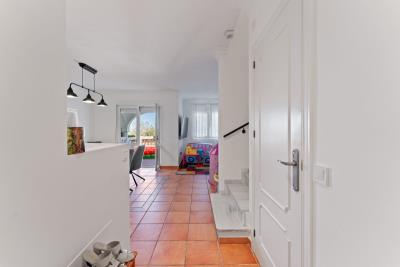 8-e64a9055bba3e77ac8aca3b893cdf826