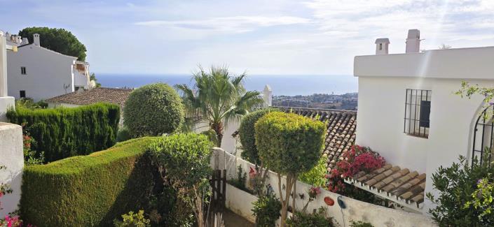 Image No.8-2 Bed Townhouse for sale