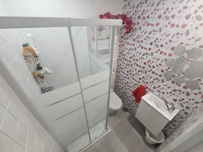 Image No.19-4 Bed Apartment for sale