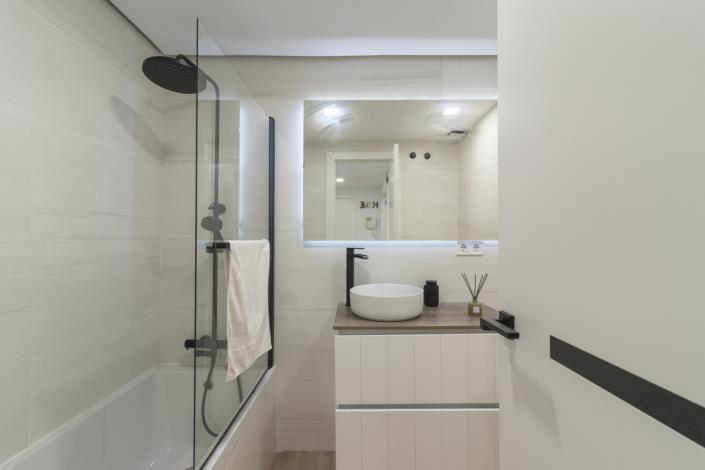 Image No.17-2 Bed Apartment for sale