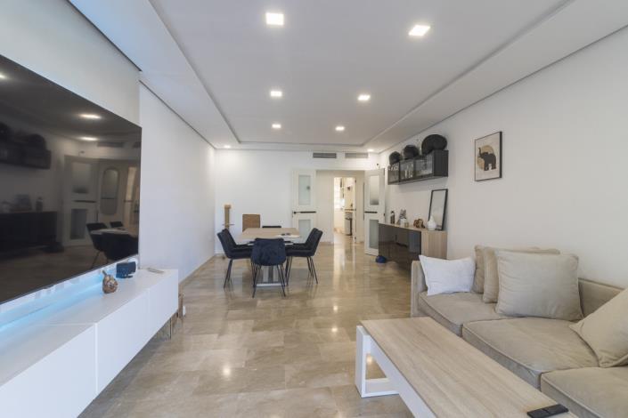 Image No.20-2 Bed Apartment for sale