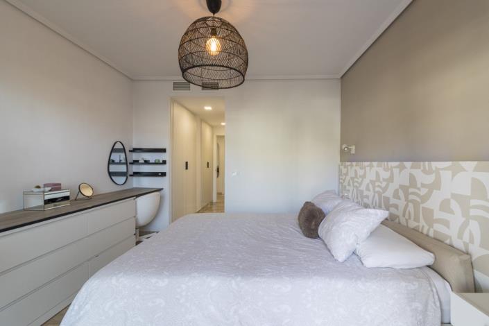 Image No.24-2 Bed Apartment for sale