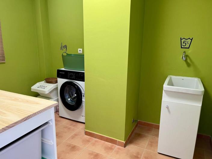 Image No.11-3 Bed Semi-Detached for sale