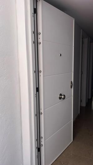 Image No.35-3 Bed Semi-Detached for sale