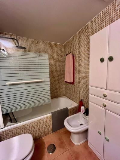 Image No.38-3 Bed Semi-Detached for sale