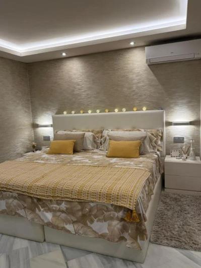 Image No.21-2 Bed Apartment for sale