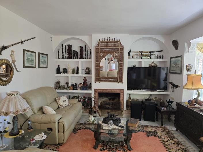 Image No.28-4 Bed Villa for sale