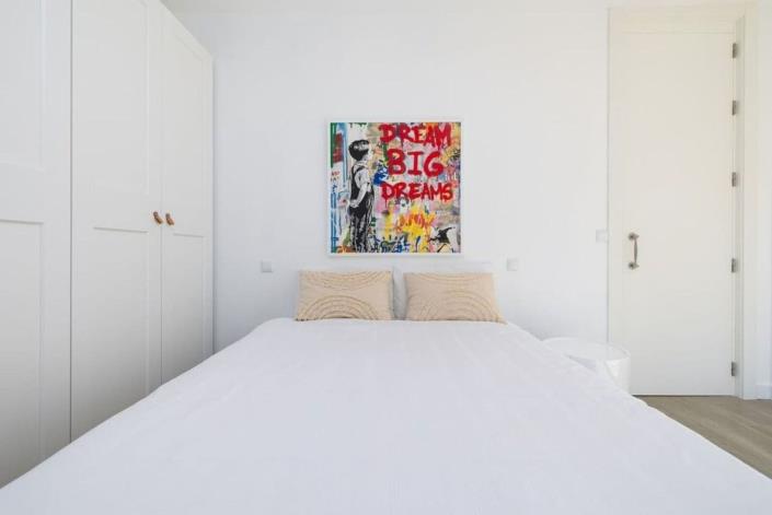 Image No.20-3 Bed Villa for sale