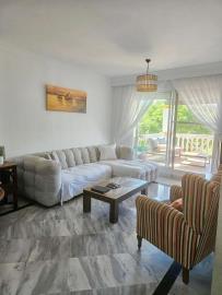 8-e64a9055bba3e77ac8aca3b893cdf826