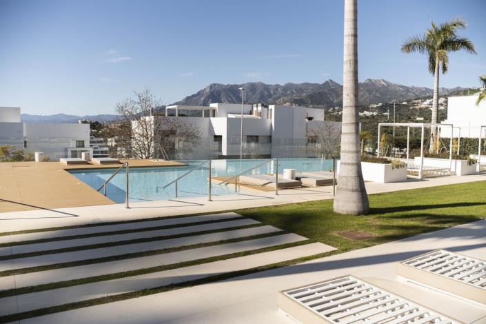 Image No.49-4 Bed Semi-Detached for sale